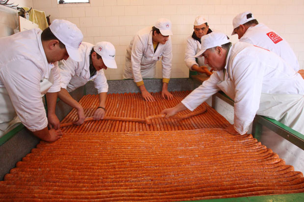 Кобасица од два километра